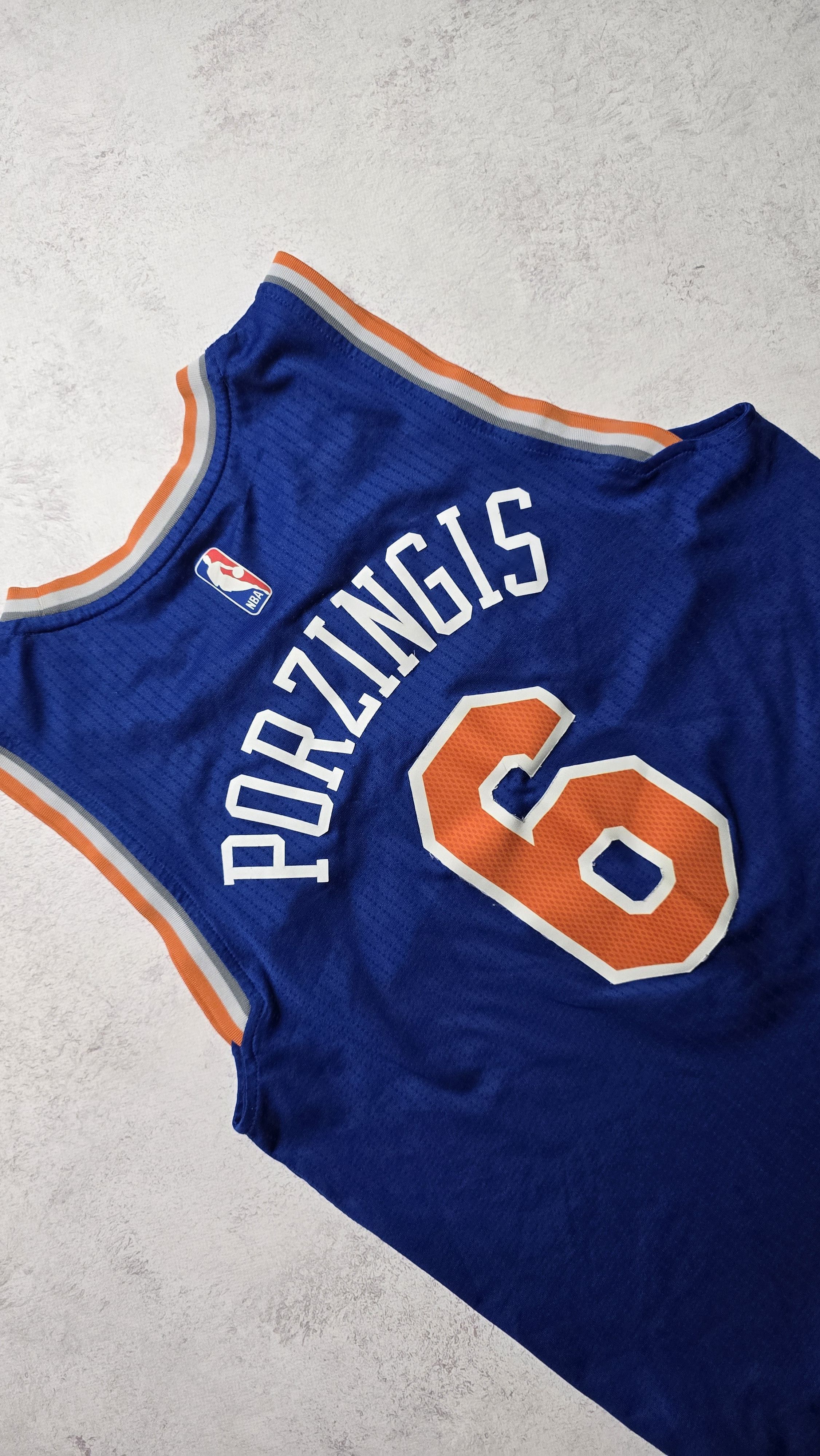 Adidas Adidas Swingman New York Knicks Kristaps Porzingis #6 Jersey Size US M / EU 48-50 / 2 - 4 Thumbnail