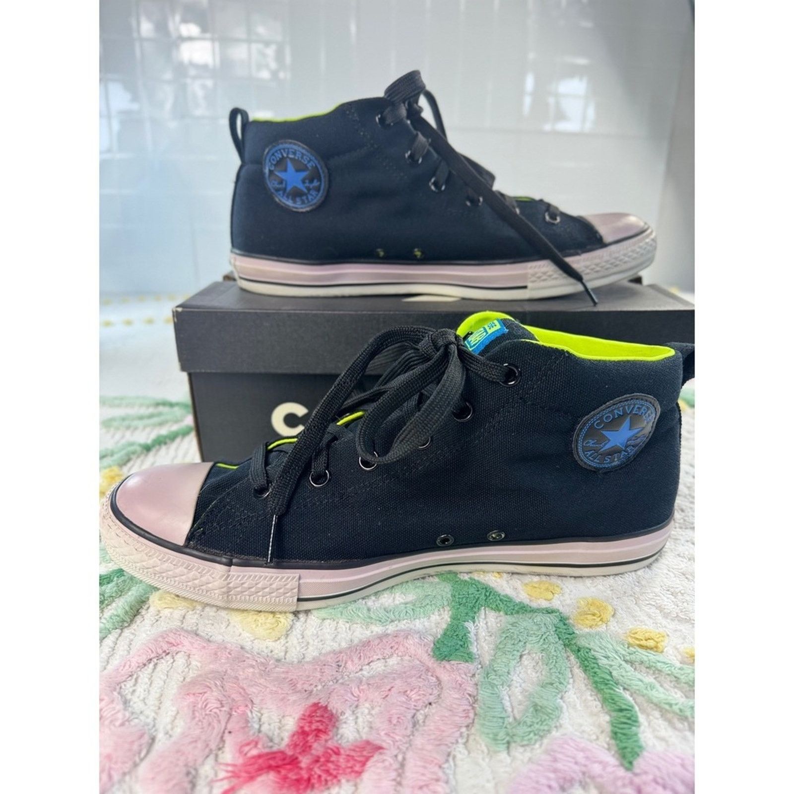 Converse Converse Chuck Taylor All Star Street Mid Black Neon MEN 11 Size US 11 / EU 44 - 2 Thumbnail