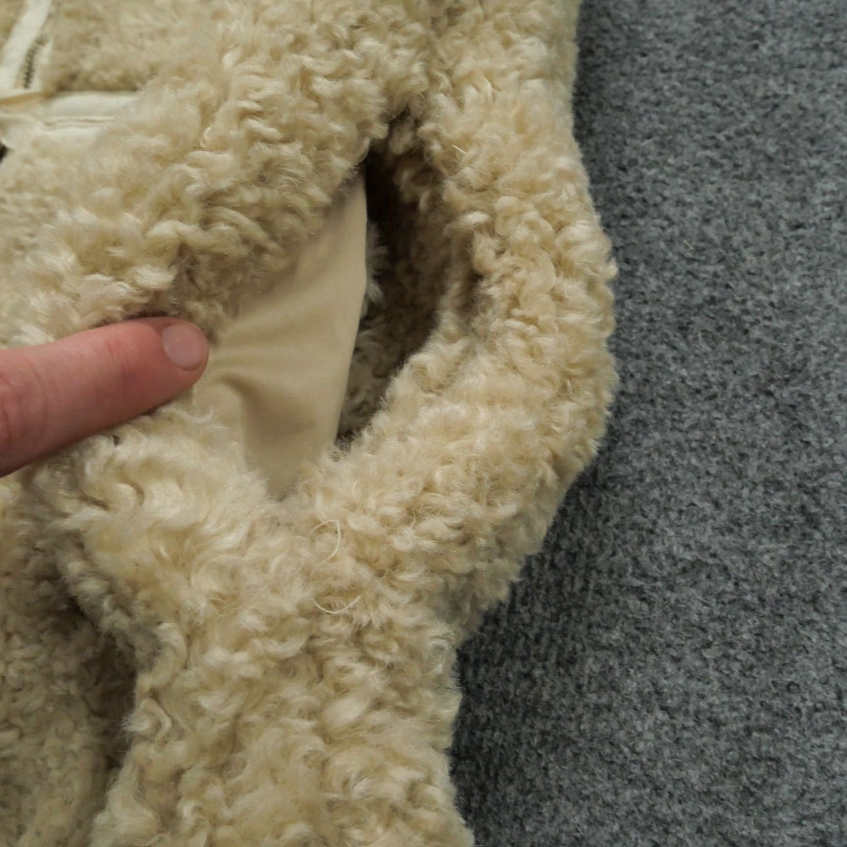 Vintage BKE Vest Womens Large Tan Cream Sherpa Fleece Casual Toggle Buttons Size L / US 10 / IT 46 - 5 Thumbnail
