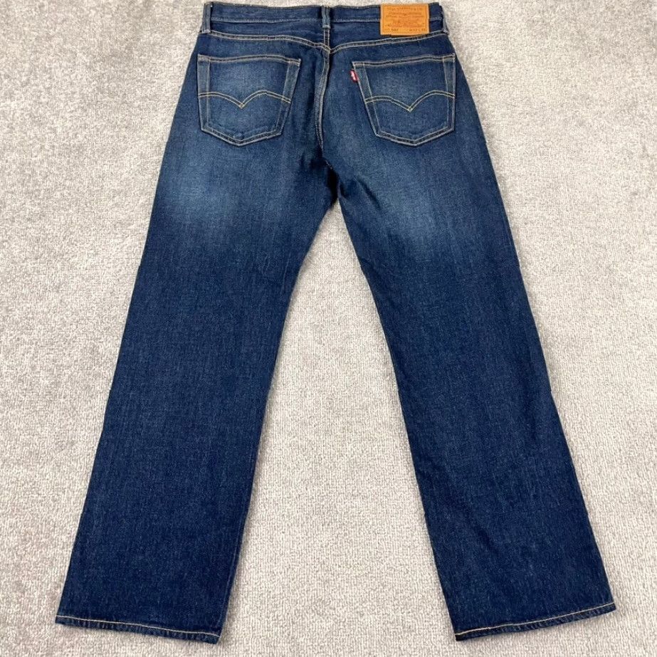 Levi's VINTAGE Levi's 501 Jeans Mens 32 x 30 Straight Leg Medium Blue Denim Classic Jean Size US 32 / EU 48 - 2 Thumbnail