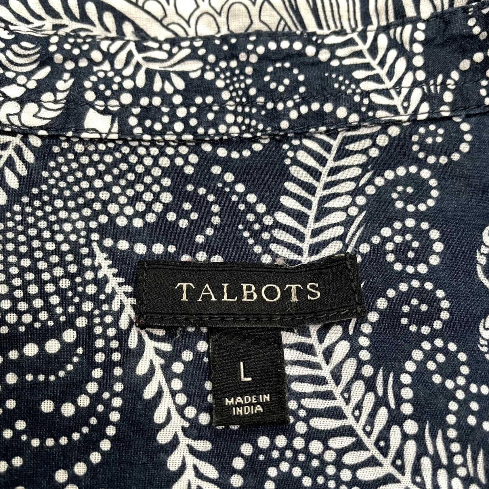 Talbots Talbots Paisley Button Down Shirt Blouse Womens L Navy Blue Long Sleeve Top Size L / US 10 / IT 46 - 6 Thumbnail