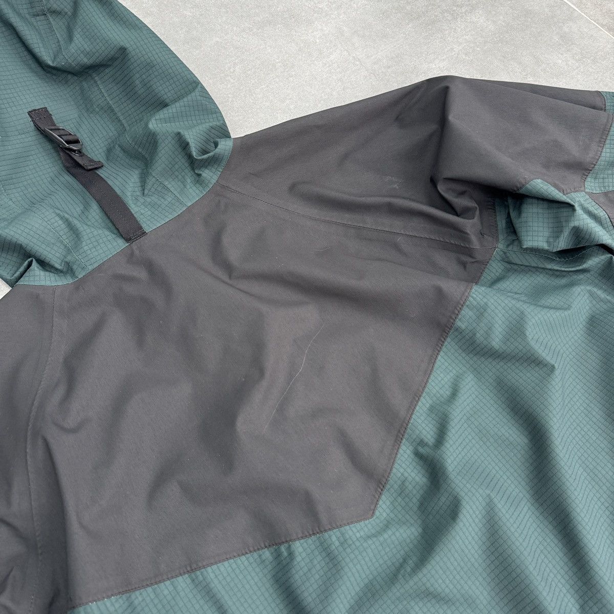 Berghaus Vintage Berghaus Extrem 7000 Gore-Tex Fabric Coat Jacket 90s Size US XL / EU 56 / 4 - 25 Thumbnail