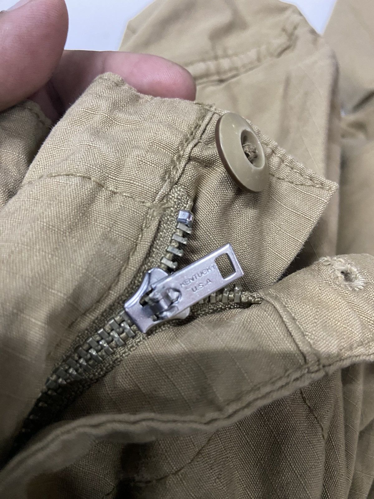 Avirex AVIREX ARMED FORCES MANUFACTURER CARGO PANTS Size US 38 / EU 54 - 12 Thumbnail