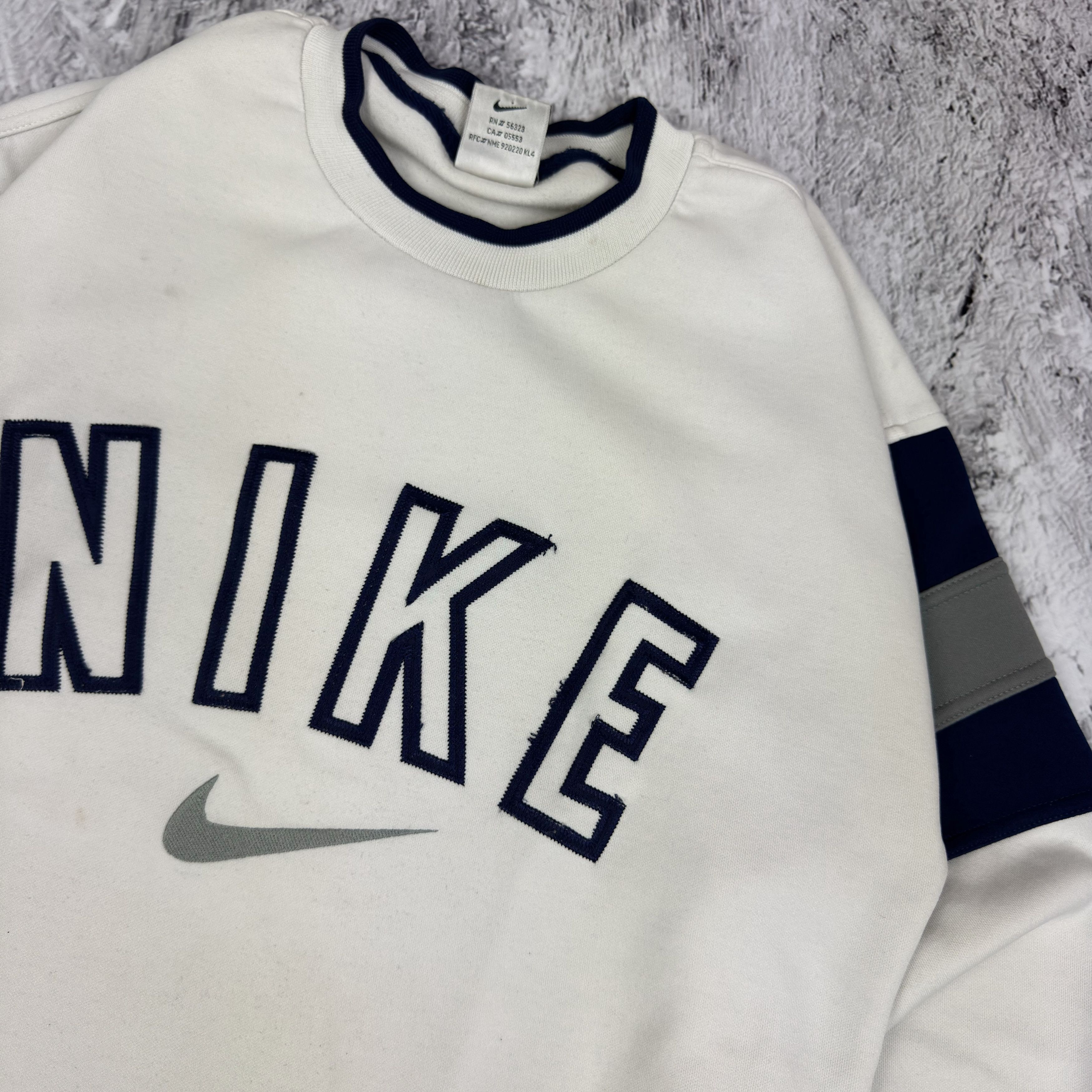 Nike Nike Men's Swoosh Embroidered Spell Out Pullover Sweatshirt Size US S / EU 44-46 / 1 - 7 Thumbnail