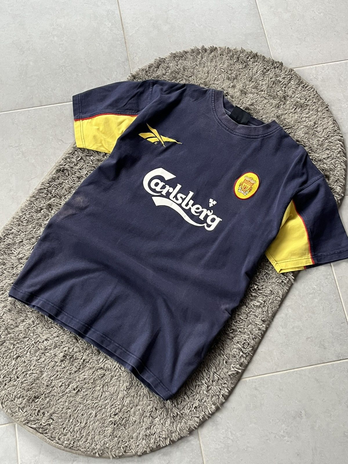 Reebok Vintage Tee Reebok FC Liverpool Collab Carlsberg Streetwear Size US M / EU 48-50 / 2 - 2 Thumbnail