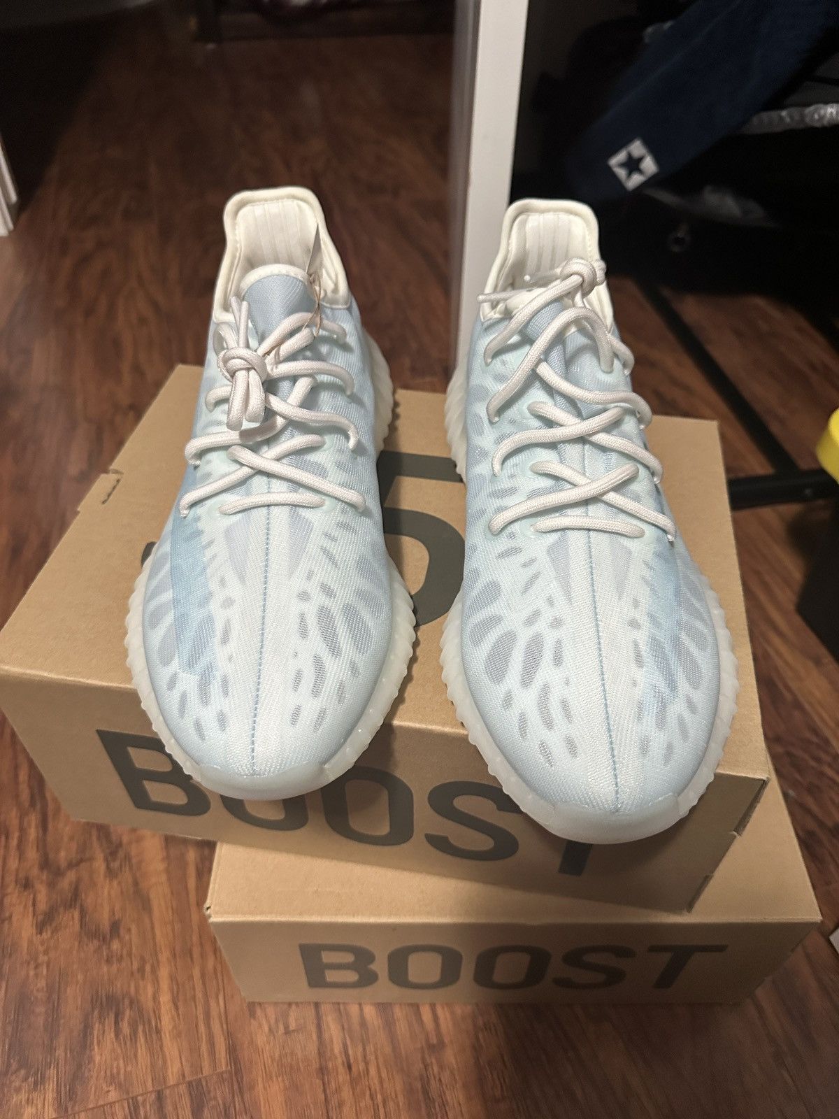 Adidas × Yeezy adidas Yeezy Boost 350 V2 Mono Ice Size US 11 / EU 44 - 3 Thumbnail