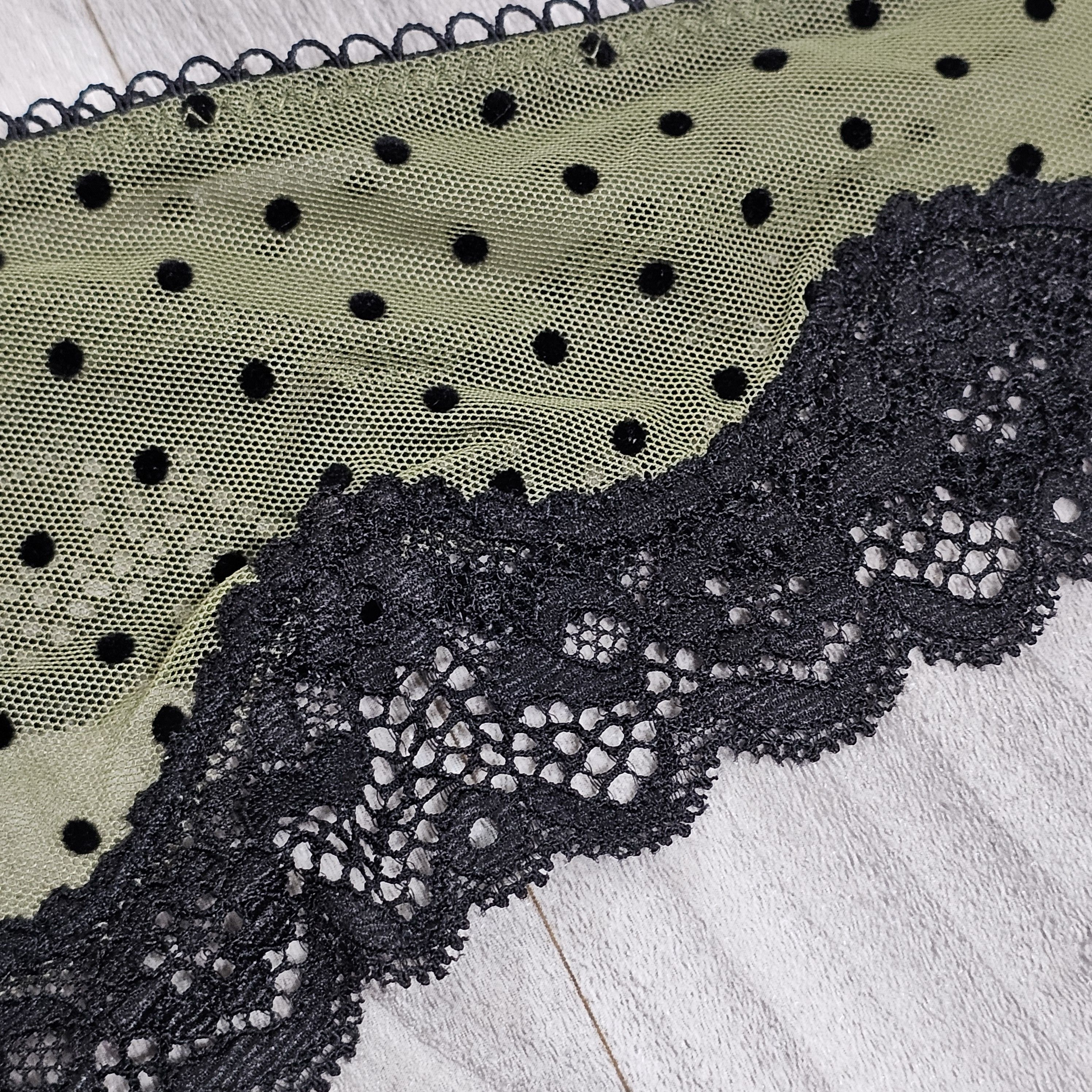 Victoria's Secret Victoria's Secret Tease Green Mesh High-Leg Thong L Size ONE SIZE - 2 Thumbnail