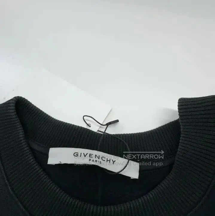 Givenchy Givenchy Round Neck Big Pattern Sweatshirt. Size US XS / EU 42 / 0 - 1 Thumbnail