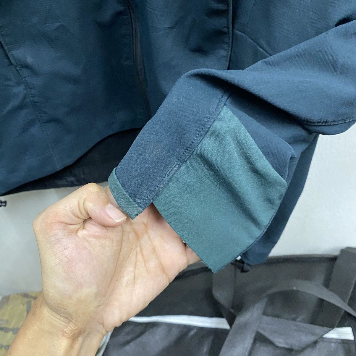 Arc'teryx Vintage Arc'teryx Epsilon AR Jacket Size US M / EU 48-50 / 2 - 7 Thumbnail