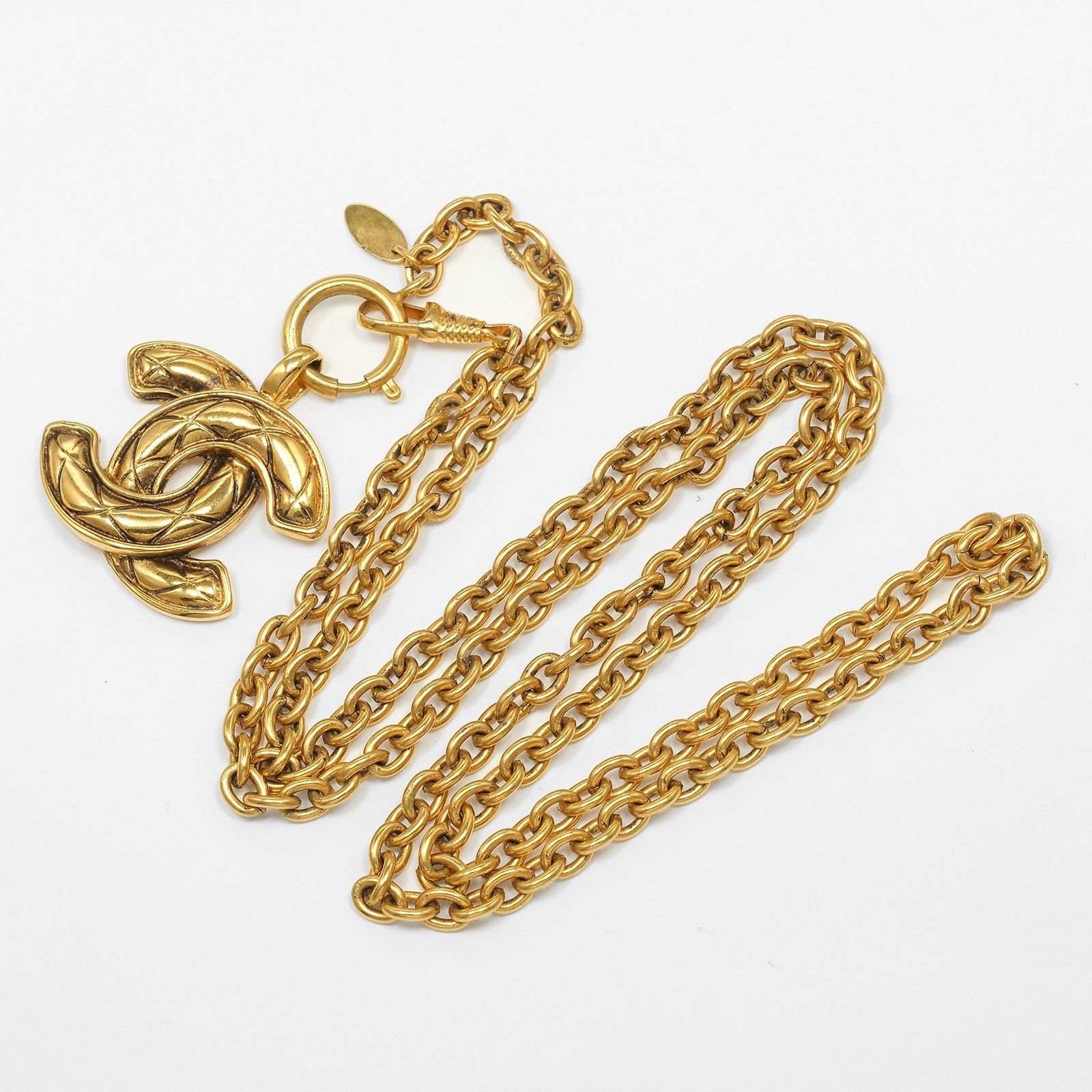 Chanel Chanel Vintage CC Pendant Necklace Quilted Metal Size ONE SIZE - 1 Thumbnail