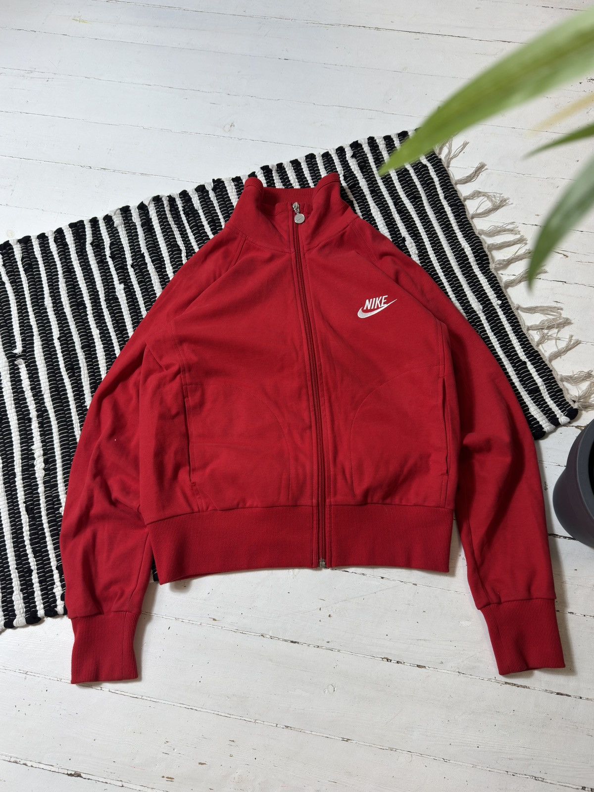 Nike VINTAGE NIKE 2000s RED TRACKSUIT Size XL / US 12-14 / IT 48-50 - 2 Thumbnail