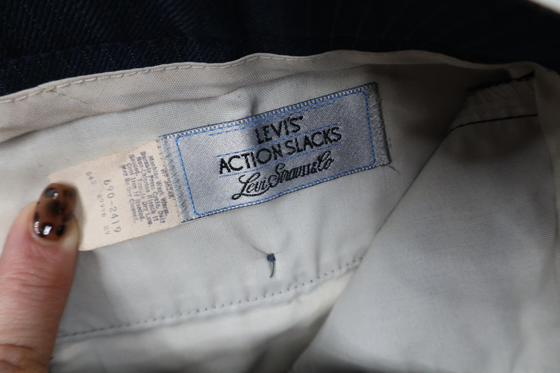 Levi's Vintage 70s Levis Knit Wide Leg Bell Bottoms Chino Pants USA Size US 38 / EU 54 - 7 Thumbnail