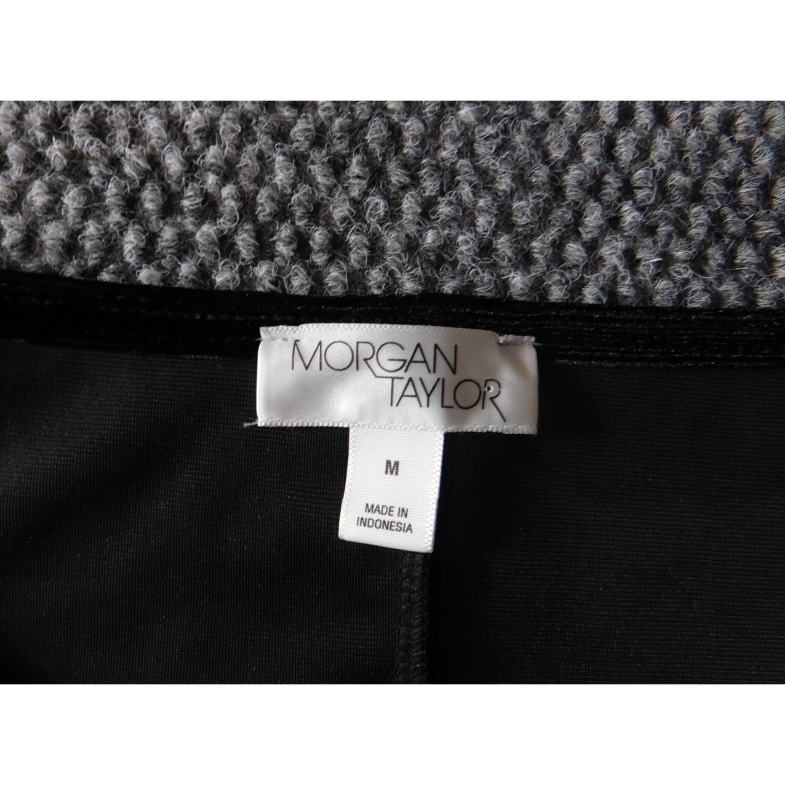 Vintage Morgan Taylor Womens Blouse M Black Crew Neck Pullover Stretch Top Casual Designer Geometric Ruffle Long Sleeve Polyester Spandex Rayon Size M / US 6-8 / IT 42-44 - 4 Thumbnail