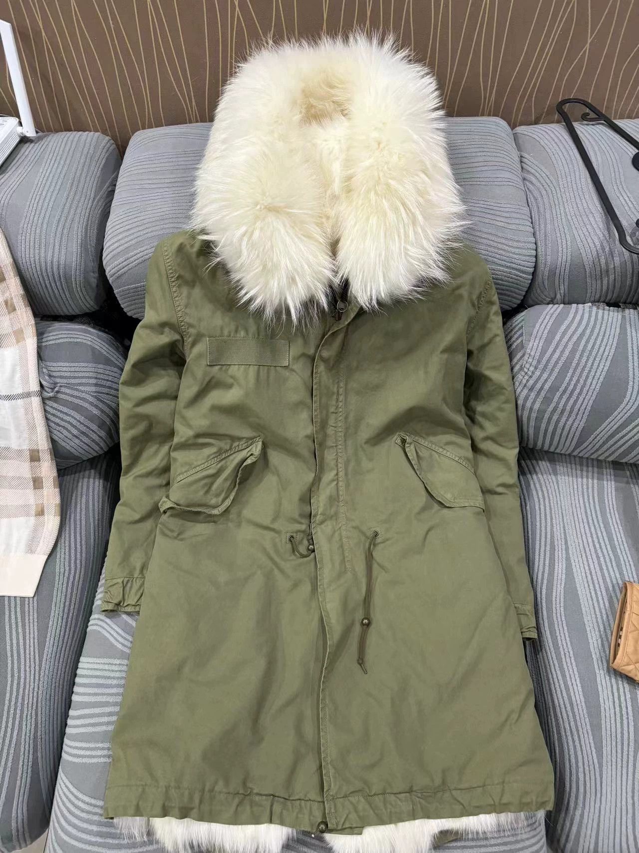 MR & MRS ITALY Fur Couple Authentic XS Size Size XS / US 0-2 / IT 36-38 - 1 Thumbnail
