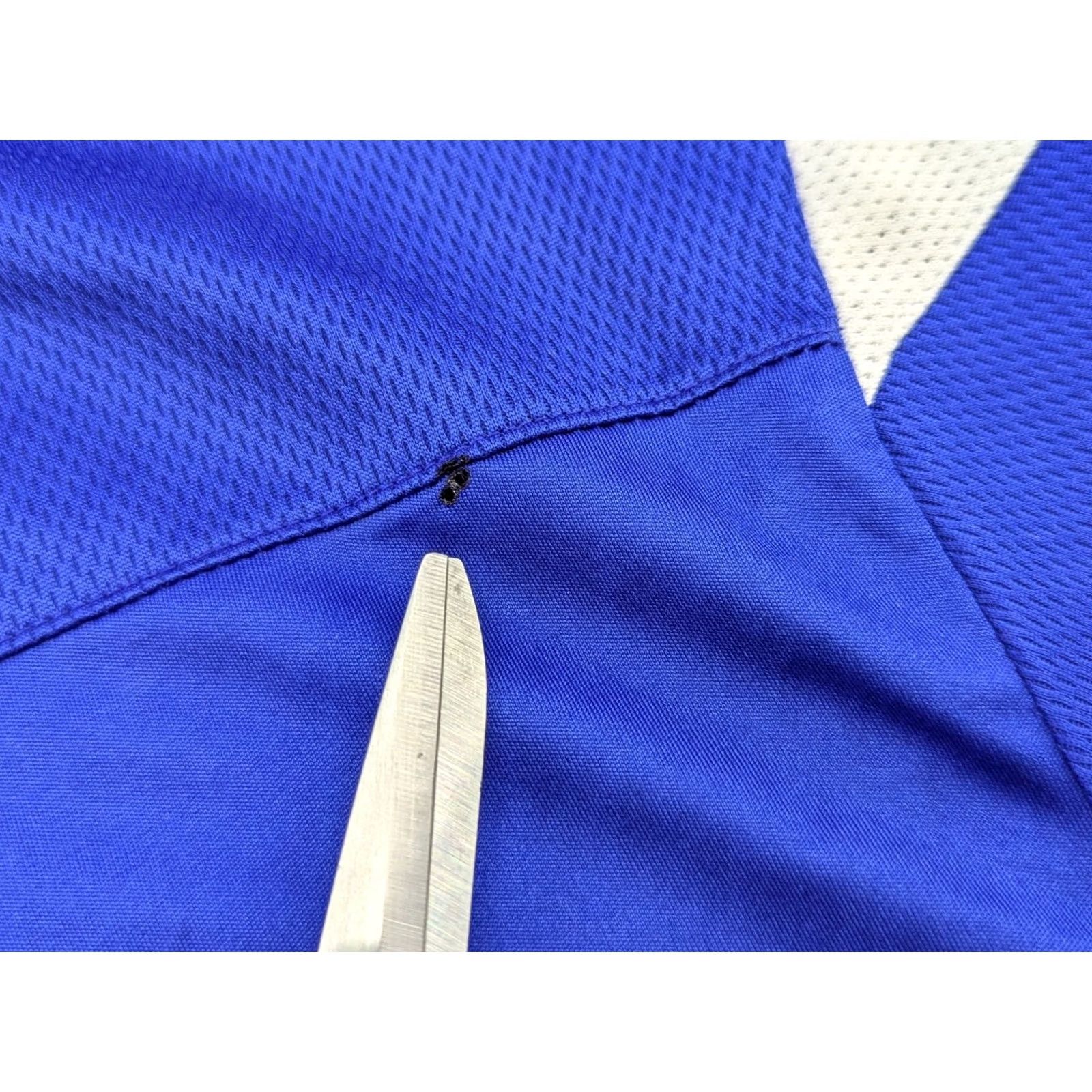 Nike Nike Manchester United 2010-2011 Training Football Jersey Medium Adult Blue Shirt Athletic Jersey Short Sleeve Mens Size US M / EU 48-50 / 2 - 2 Thumbnail
