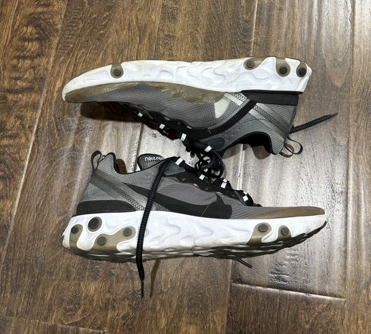 Nike NIKE REACT ELEMENT 87 ANTHRACITE Size US 11.5 / EU 44-45 - 2 Thumbnail