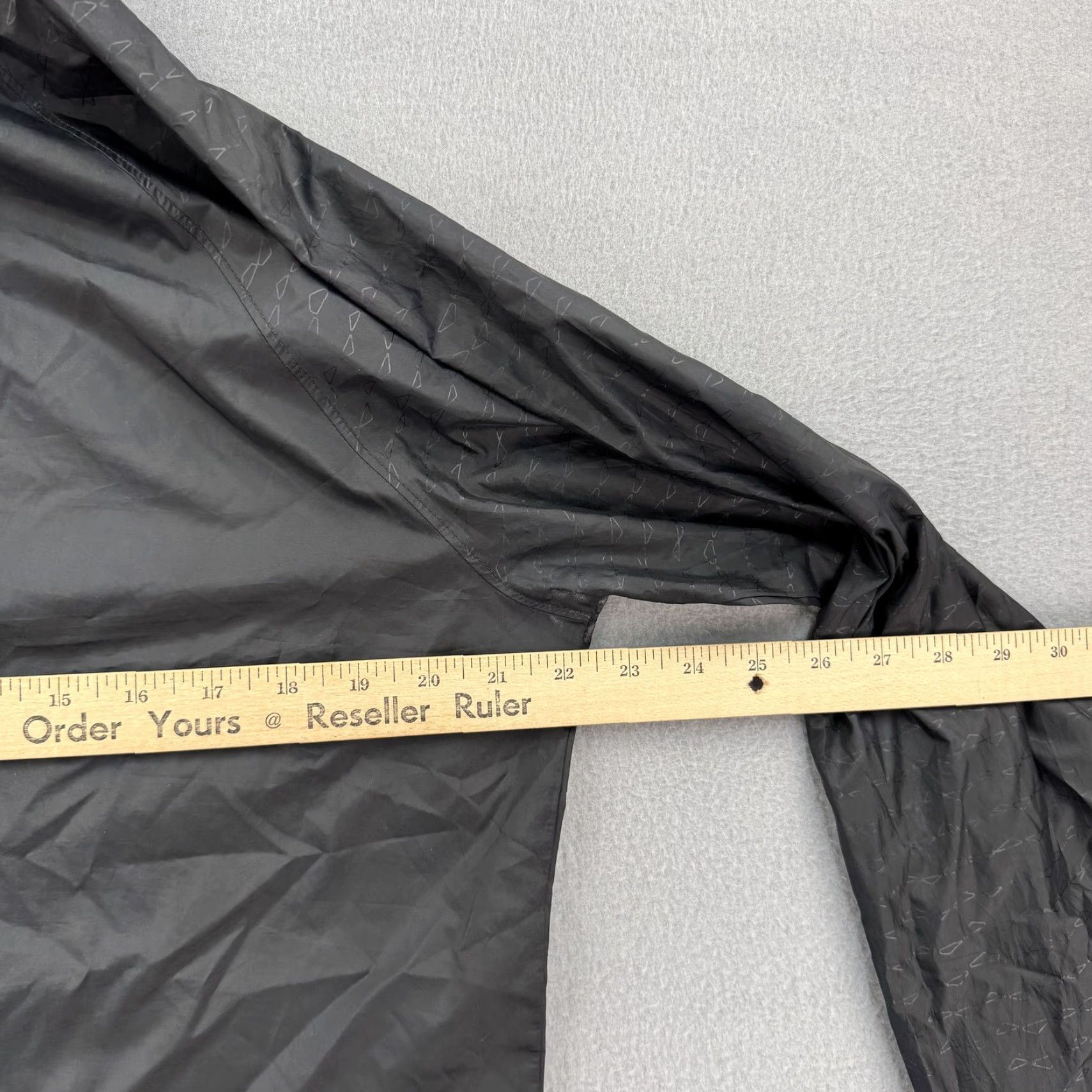 Vintage Columbia Jacket Mens Small Black Full Zip Windbreaker Lightweight Outdoors Coat Size US S / EU 44-46 / 1 - 6 Thumbnail
