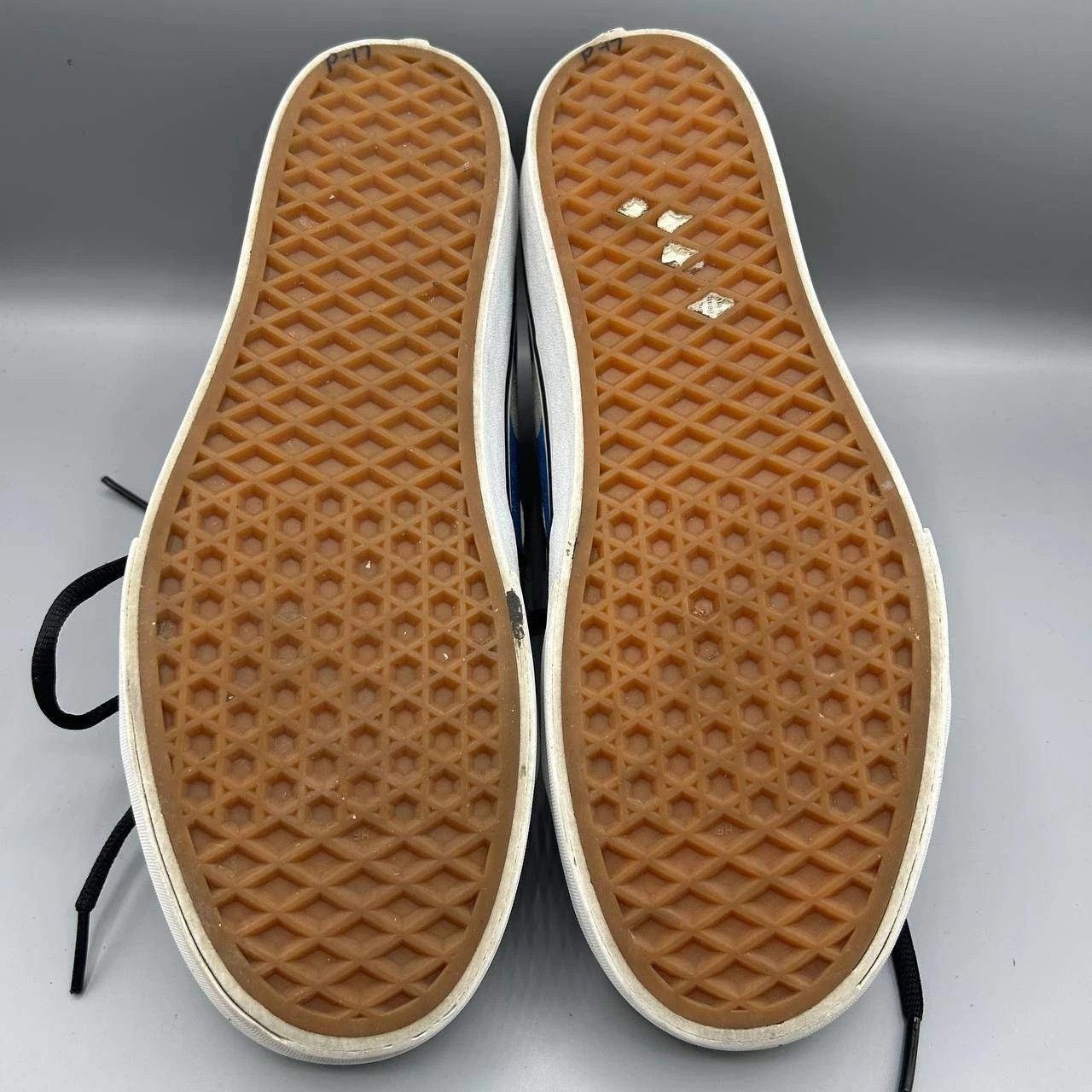 Vans Vans Sk8-Hi High Top Sneakers 8 Glitter Skateboard 721356 Size US 8 / EU 41 - 8 Thumbnail