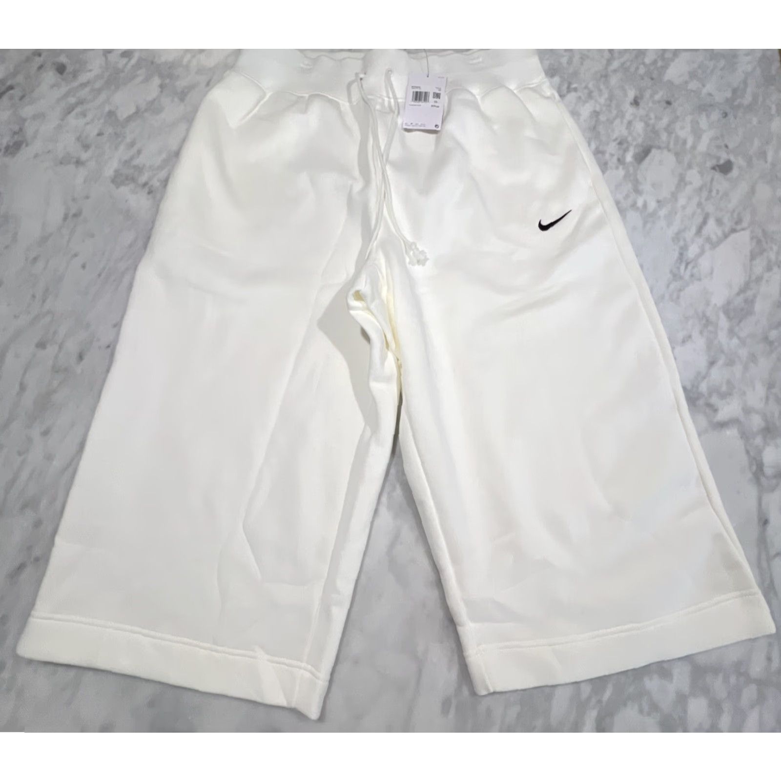 Nike Nike Crop Sweatpants Women’s 1X Wide Leg Fleece Drawstring FB8418-133 NWT Size 40" / US 18 - 2 Thumbnail