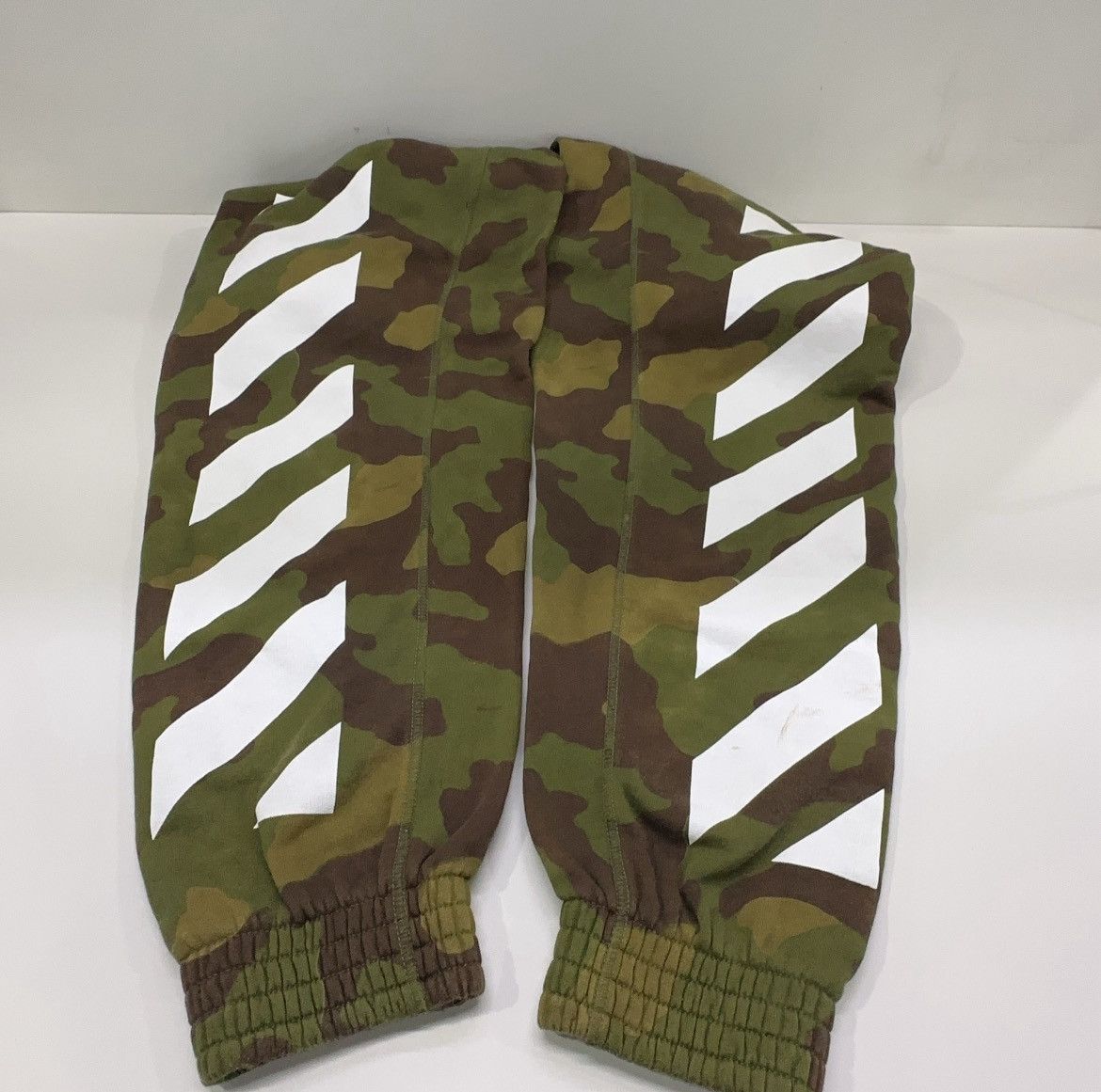 Off-White Off-White Diagonal Camouflage Sweat Pants Size US 29 - 9 Thumbnail