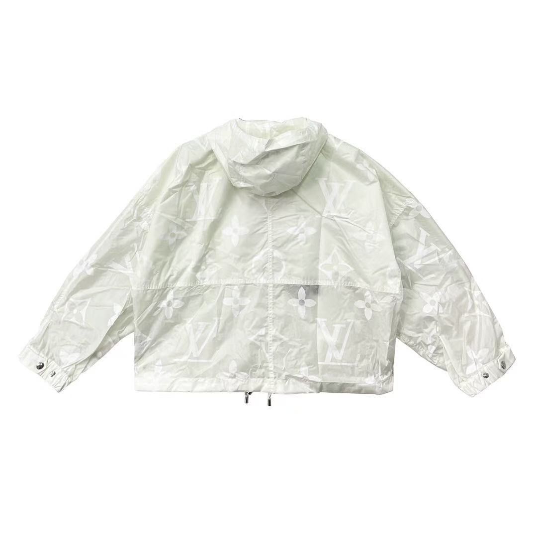 Louis Vuitton Louis Vuitton Full Logo Zippered Assault Jacket Size US S / EU 44-46 / 1 - 2 Thumbnail