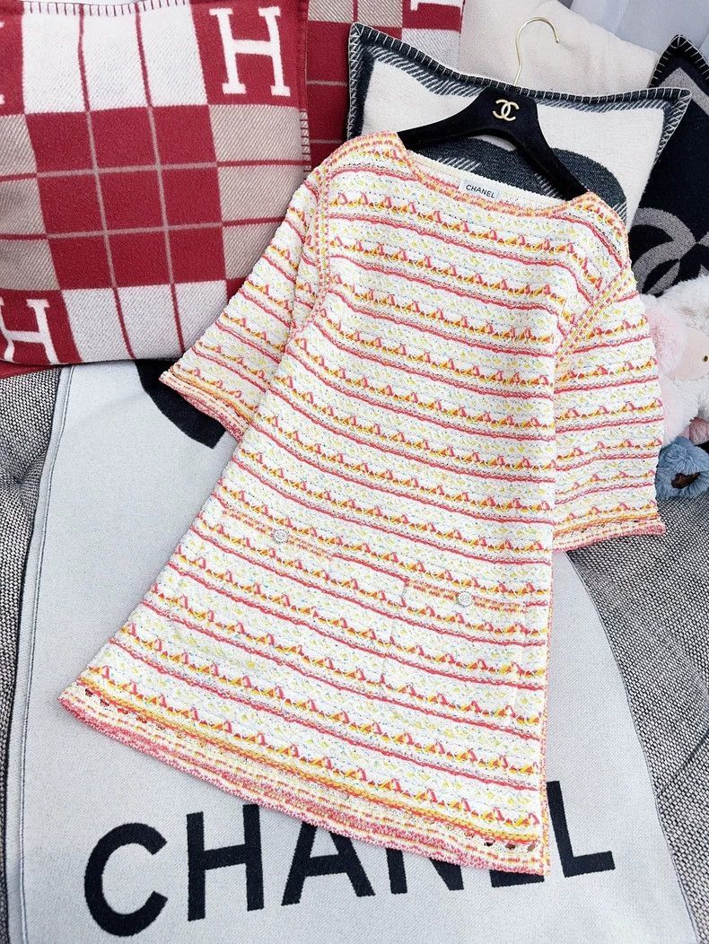 Chanel Chanel 19s Orange White Stripe Knit Dress Size M / US 6-8 / IT 42-44 - 7 Thumbnail