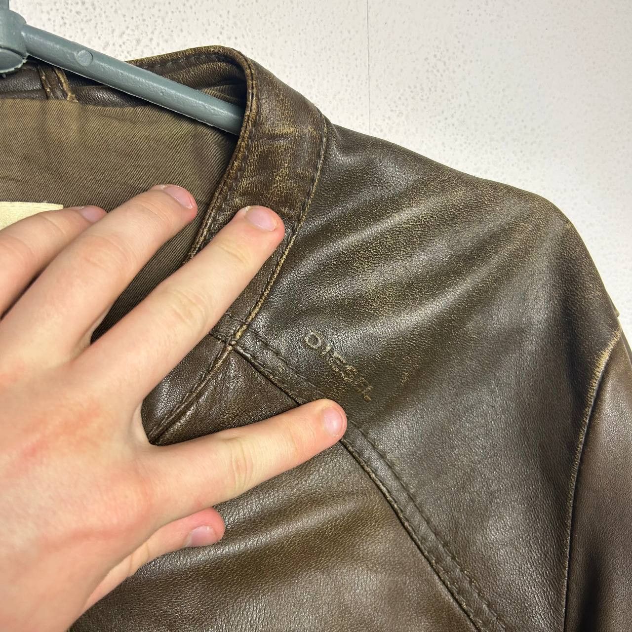 Diesel Vintage Diesel Leather Small logo brown streetwear jacket Size US M / EU 48-50 / 2 - 7 Thumbnail