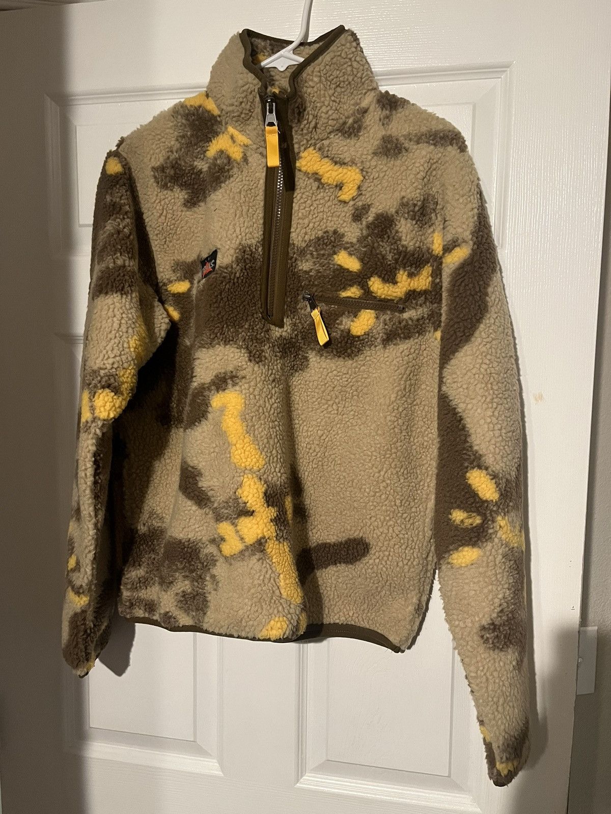 image of Travis Scott Cactus Jack Half-Zip Sherpa Pullover in Natural, Men's (Size Small)