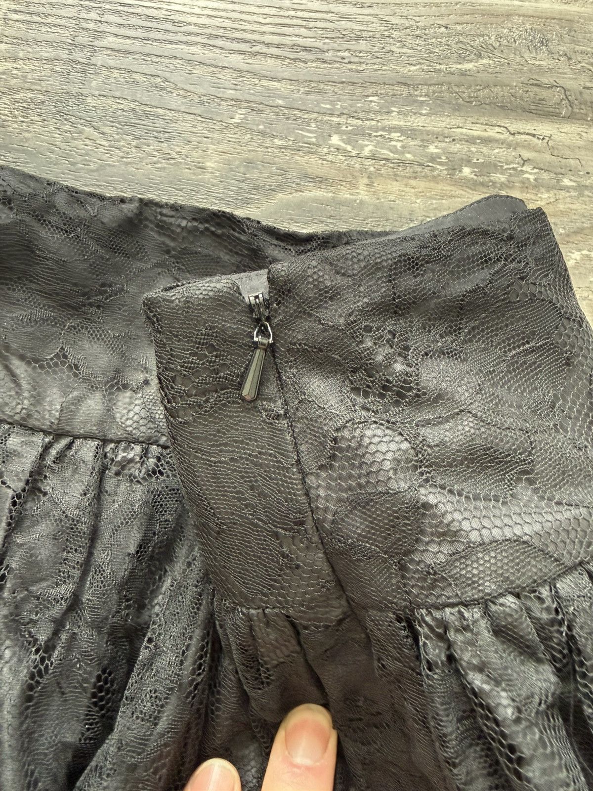 Dior Christian Dior SS12 Layered Lace mini Skirt Size 28" / US 6 / IT 42 - 3 Thumbnail