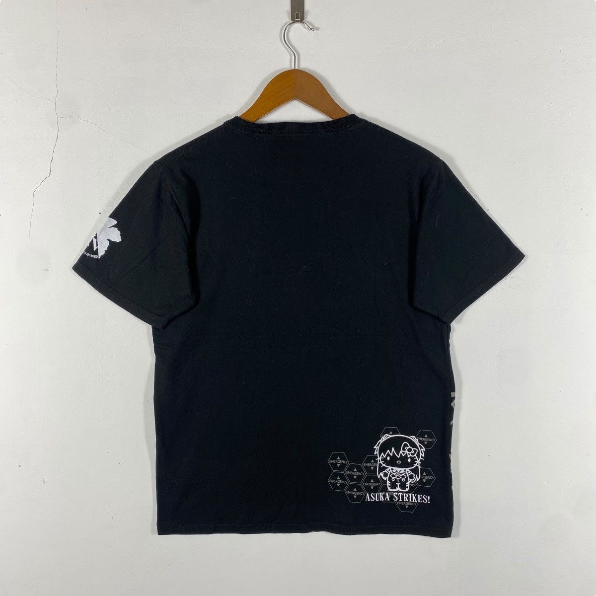 Anime EVANGELION Hello Kitty Synchronized With Asuka Langley Tee Size US M / EU 48-50 / 2 - 5 Thumbnail