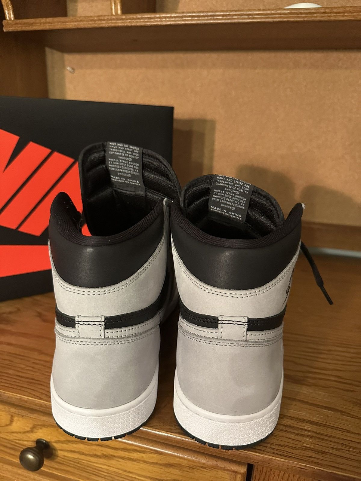 Jordan Brand Air Jordan 1 Retro High OG Shadow 2.0 Size US 10.5 / EU 43-44 - 4 Thumbnail