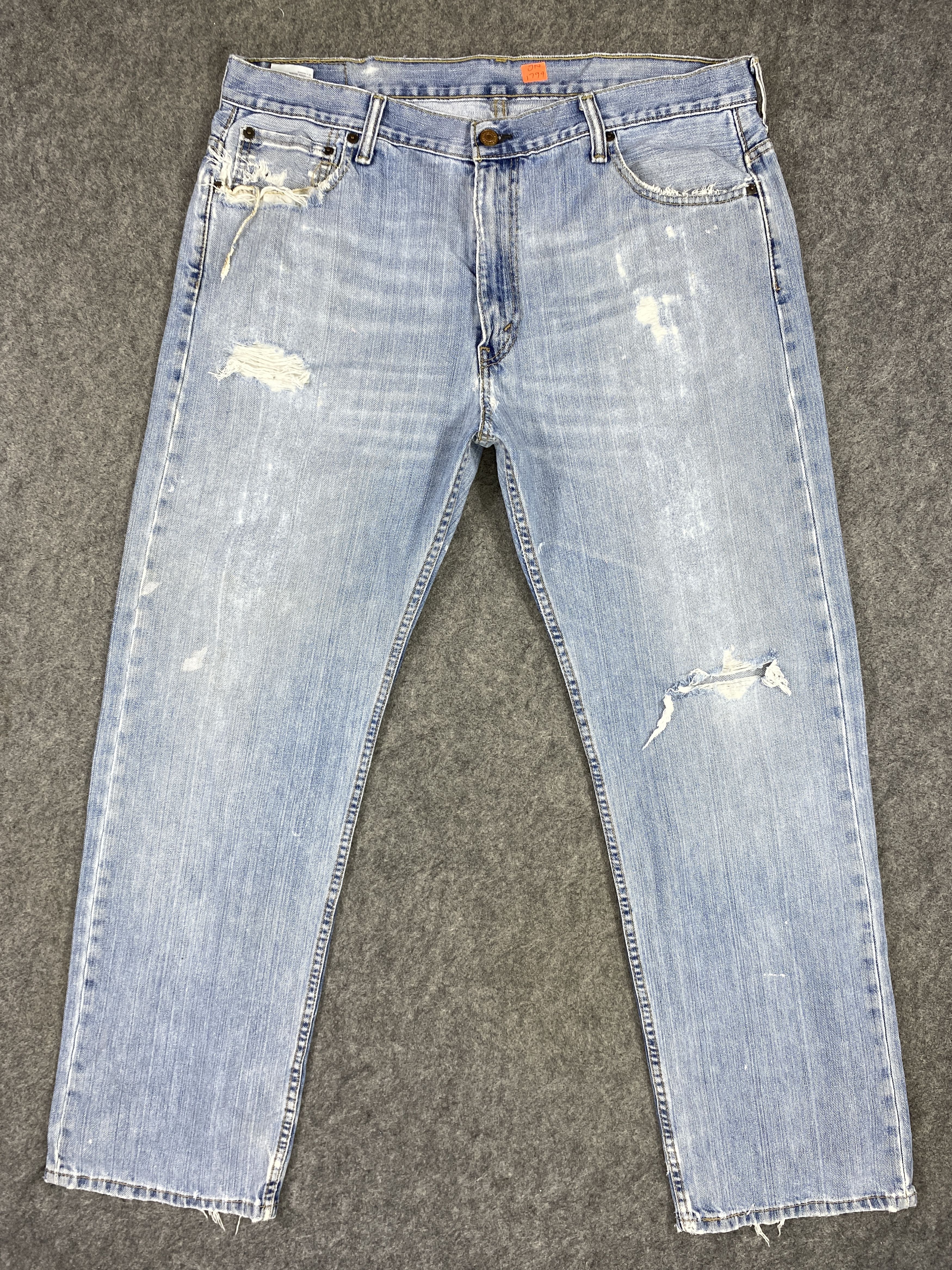 Levi's Mid Blue Vintage Levi's 569 Jeans 37x31 Denim -JN1794 Size US 37 - 1 Thumbnail