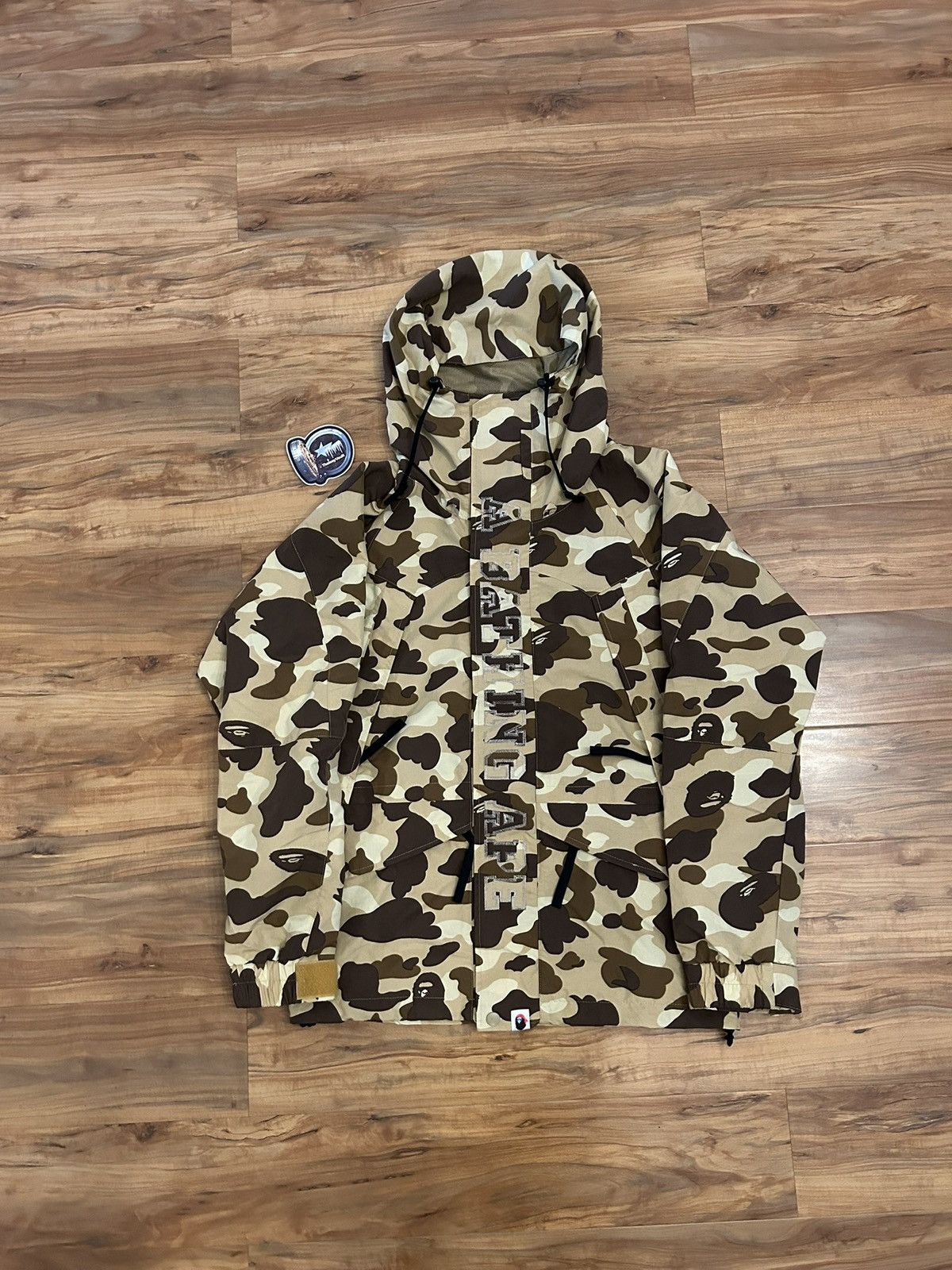 Bape Bape Pirate Store Camo Light Snowboard Jacket Size US L / EU 52-54 / 3 - 1 Thumbnail