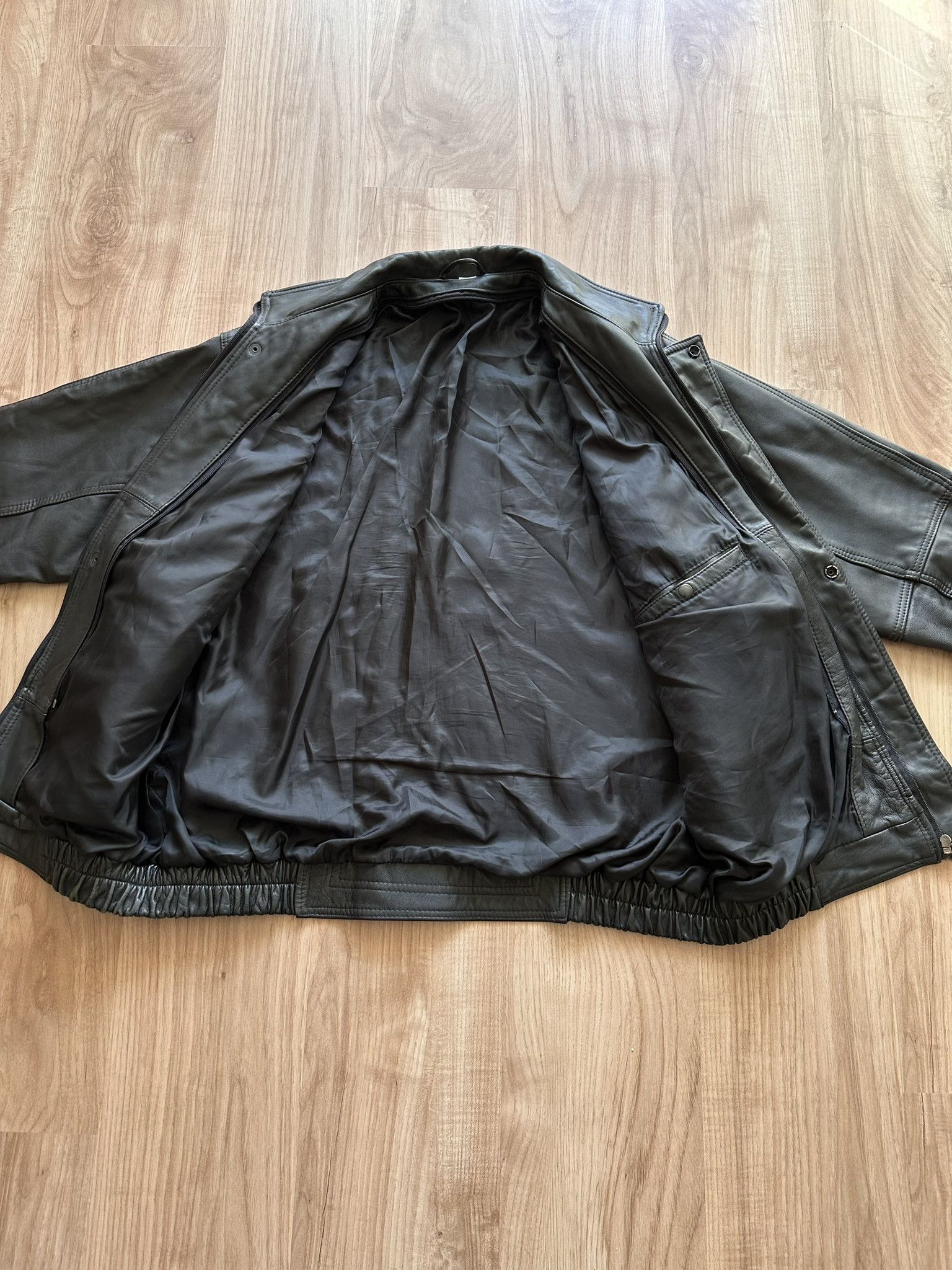Vintage Vintage Avant Garde men biker boxy leather jacket Size US XL / EU 56 / 4 - 8 Thumbnail