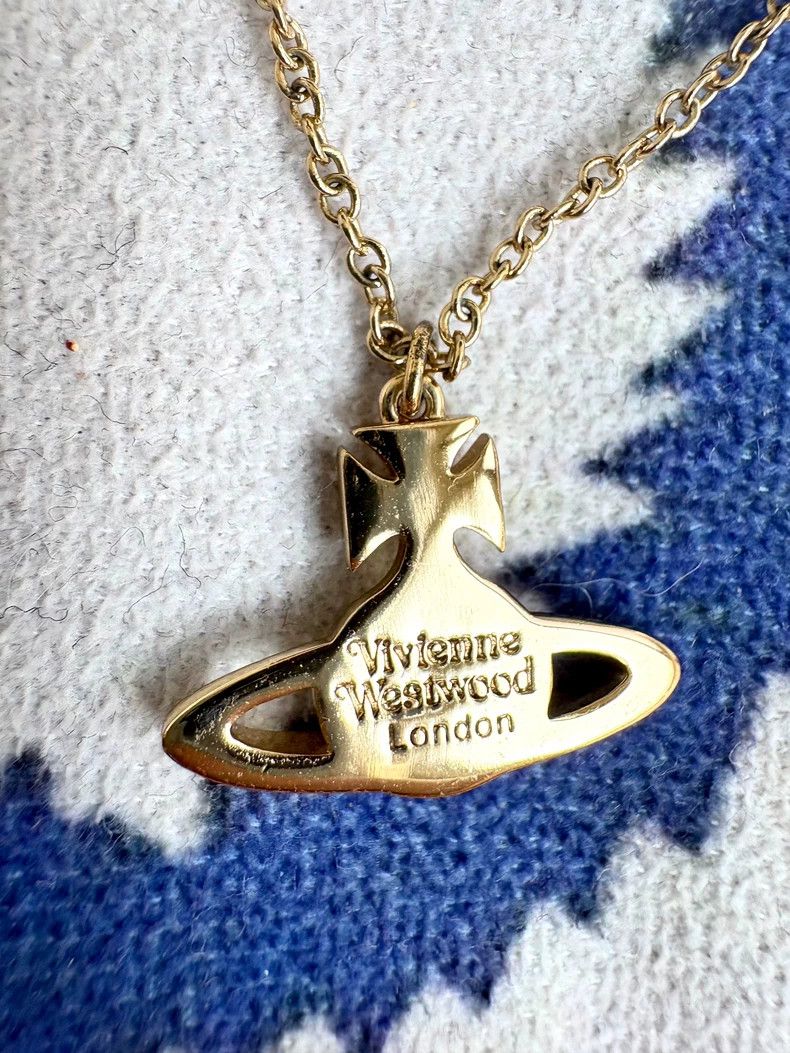 Vivienne Westwood Vivienne Westwood Vintage White Gold Saturn Necklace Size ONE SIZE - 2 Thumbnail