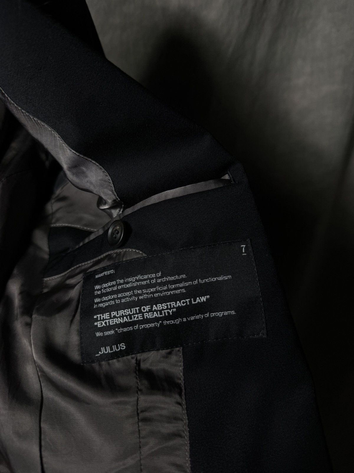 Julius Julius 08SS "Insanity In Industrial Inc" Gabardine Blazer Size US S / EU 44-46 / 1 - 8 Thumbnail