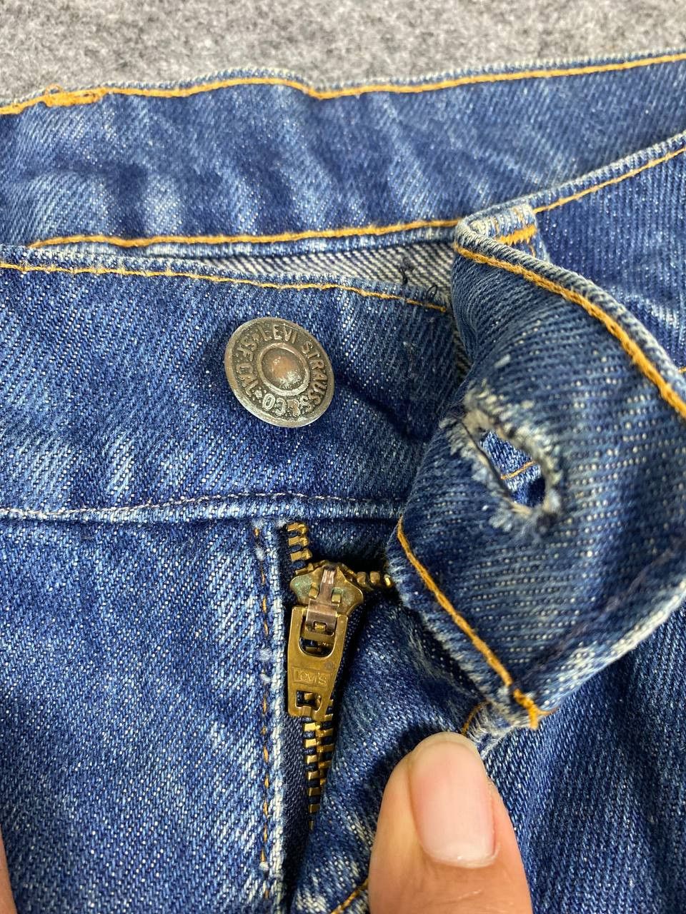 Levi's vintage levis 505 orange tab denim nice design Size US 33 - 12 Thumbnail