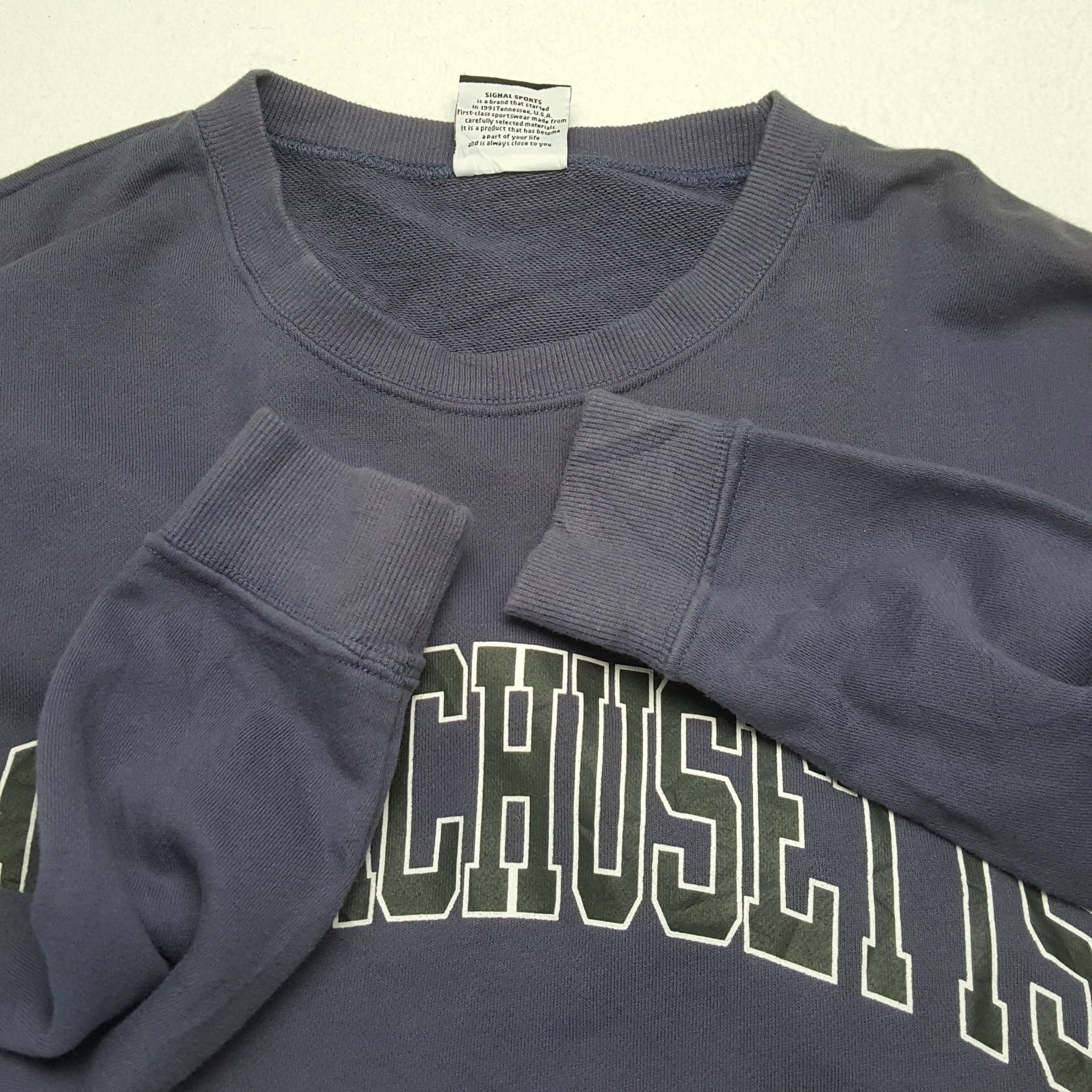 Vintage Vintage MASSACHUSETTS SPORTWEAR University Sweatshirts Size US L / EU 52-54 / 3 - 8 Thumbnail