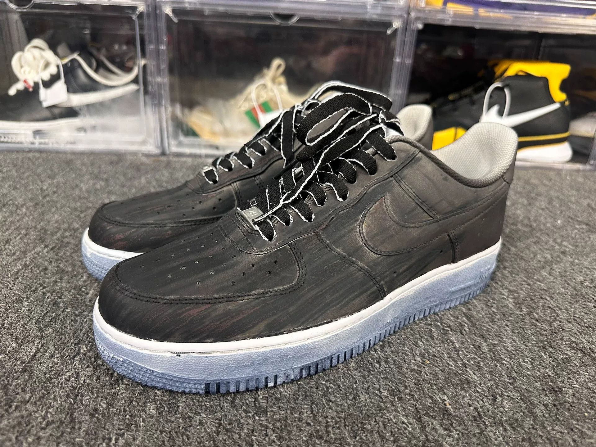 Nike Nike Lowtop Sneakers 10 Men Size US 10 / EU 43 - 1 Thumbnail