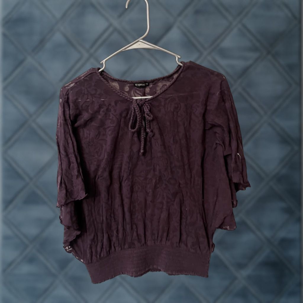 Express Express Purple Floral Burnout Top Blouse Batwing Sleeves XS Women's Shirt Size XS / US 0-2 / IT 36-38 - 1 Thumbnail
