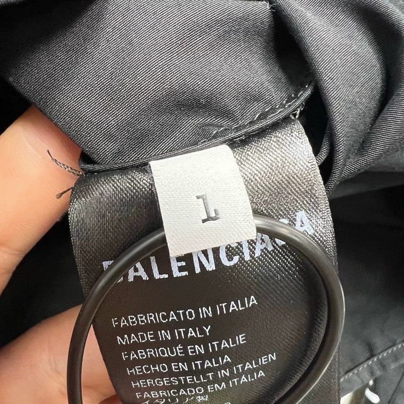 Balenciaga Balenciaga Black the Year of the Loong limited unicorn arm Size US M / EU 48-50 / 2 - 4 Thumbnail
