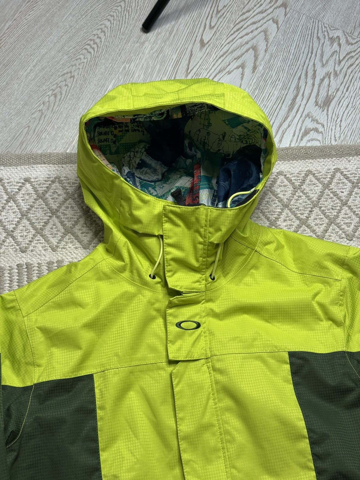 Vintage Vintage Oakley Rare Green Ski jacket Size S Size US S / EU 44-46 / 1 - 2 Thumbnail