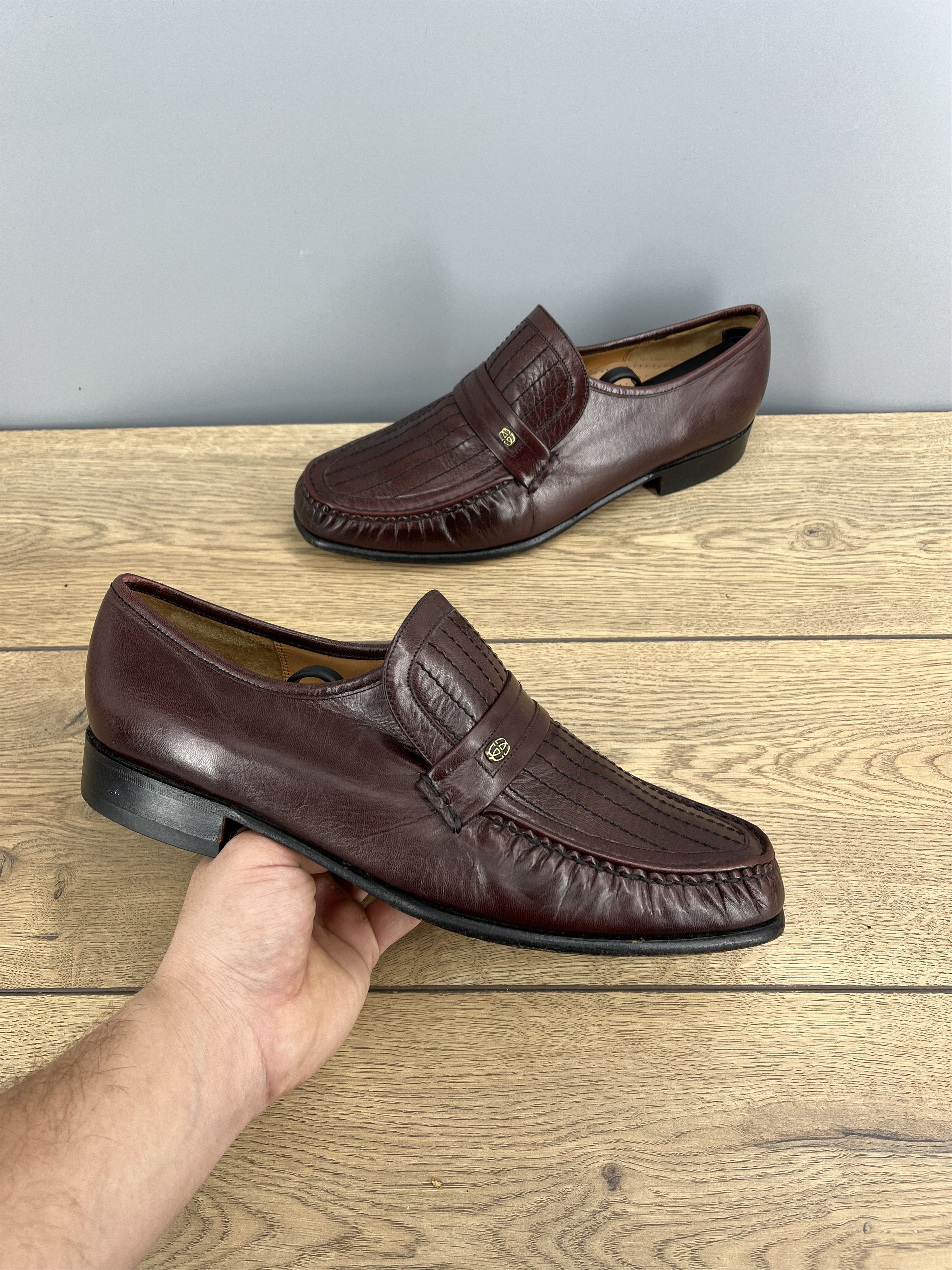 Barker Barker England Vintage Oxblood Leather Loafers UK 9.5 Size US 9.5 / EU 42-43 - 1 Thumbnail