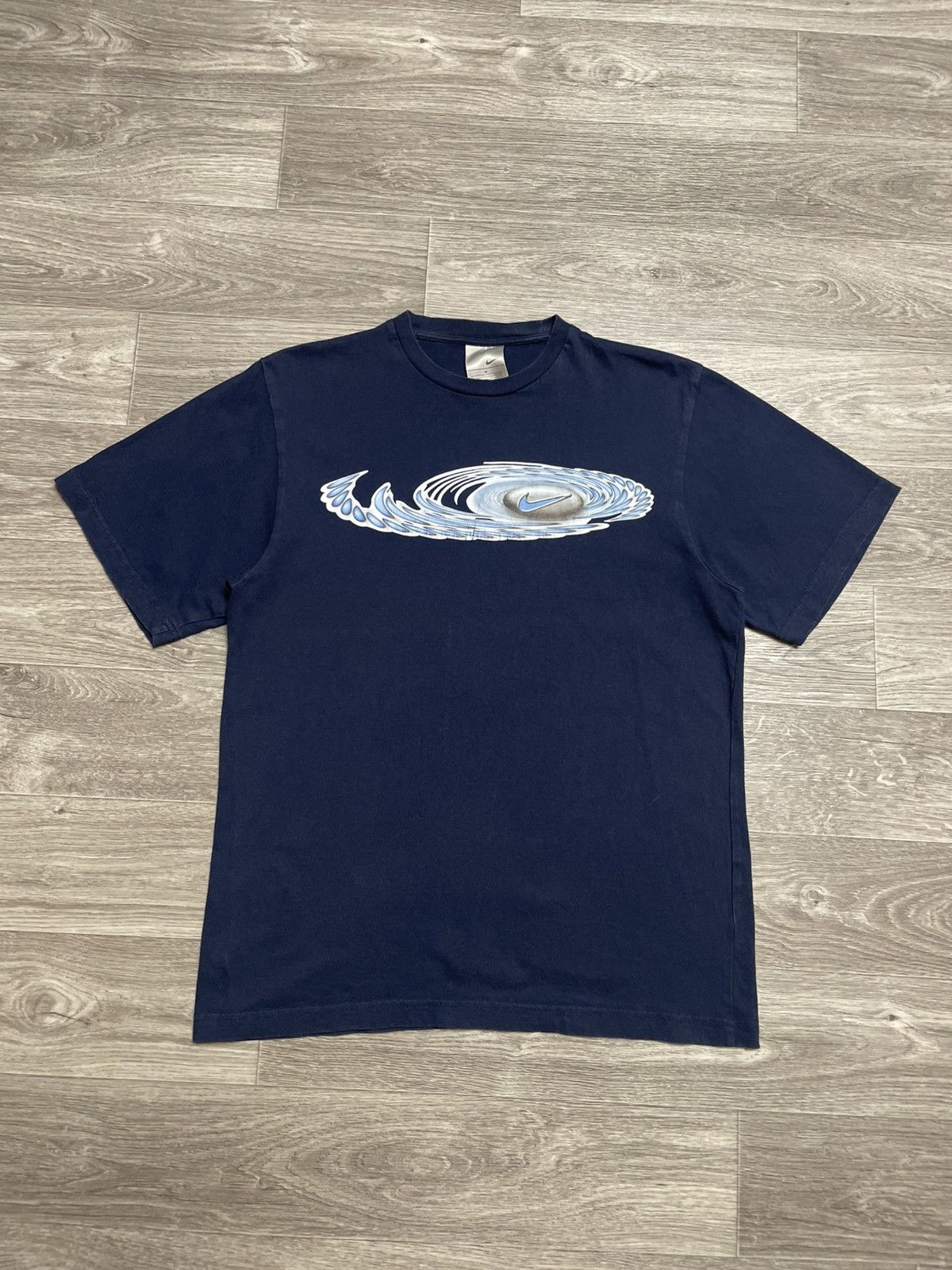 Nike Vintage Nike Big Logo Y2K T-Shirt Size US M / EU 48-50 / 2 - 1 Thumbnail