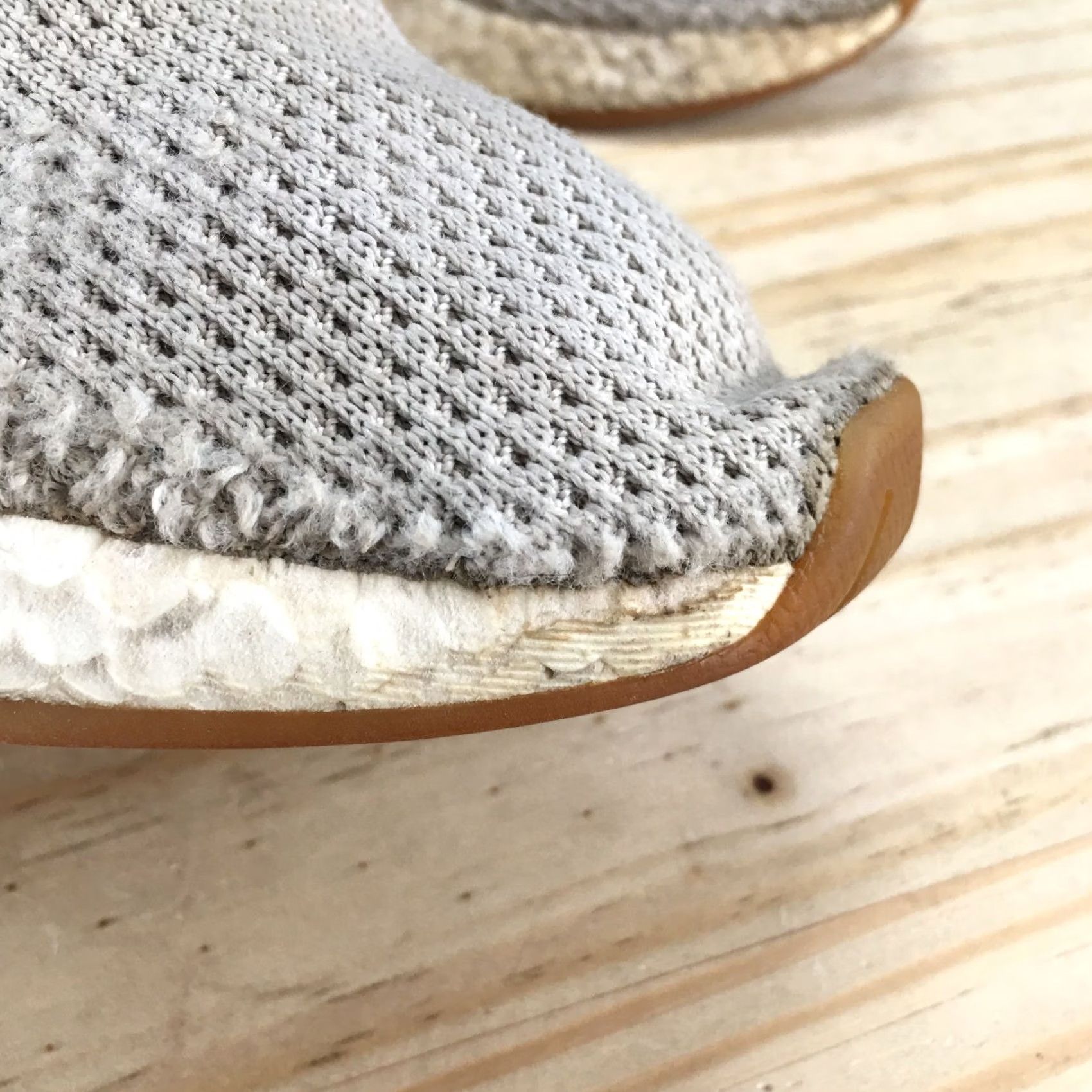 Adidas Adidas NMD Runner Sneaker Mens 5 Low Top White Summer CQ3080 Athletic Boost R2 Size US 5 / EU 37 - 4 Thumbnail