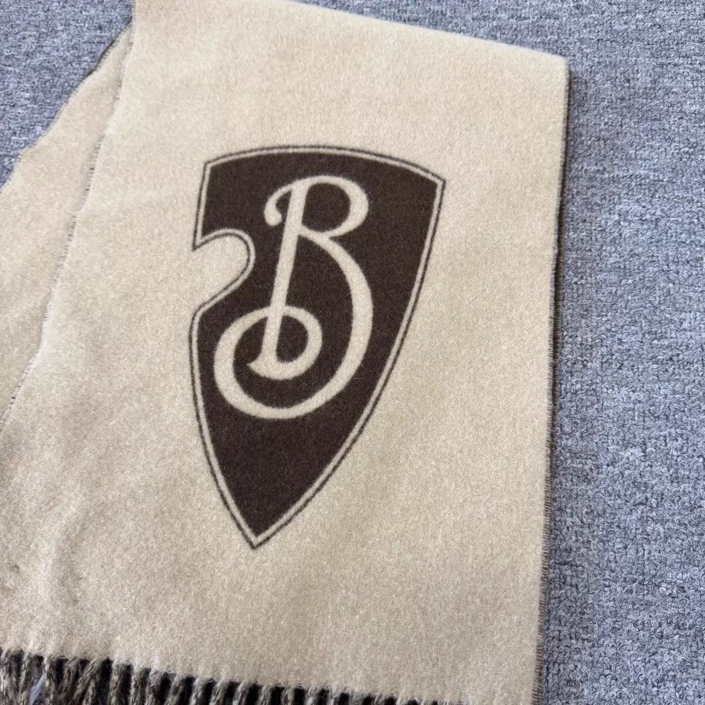 Burberry Burberry Shield B Double Face Wool-Cashmere 99 New Size ONE SIZE - 2 Thumbnail