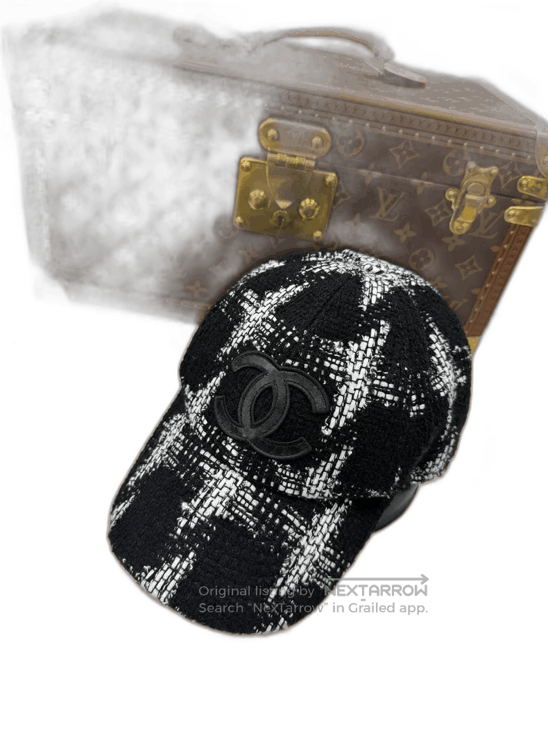 Chanel Chanel Tweed Cap with Double C Logo. Size ONE SIZE - 1 Thumbnail