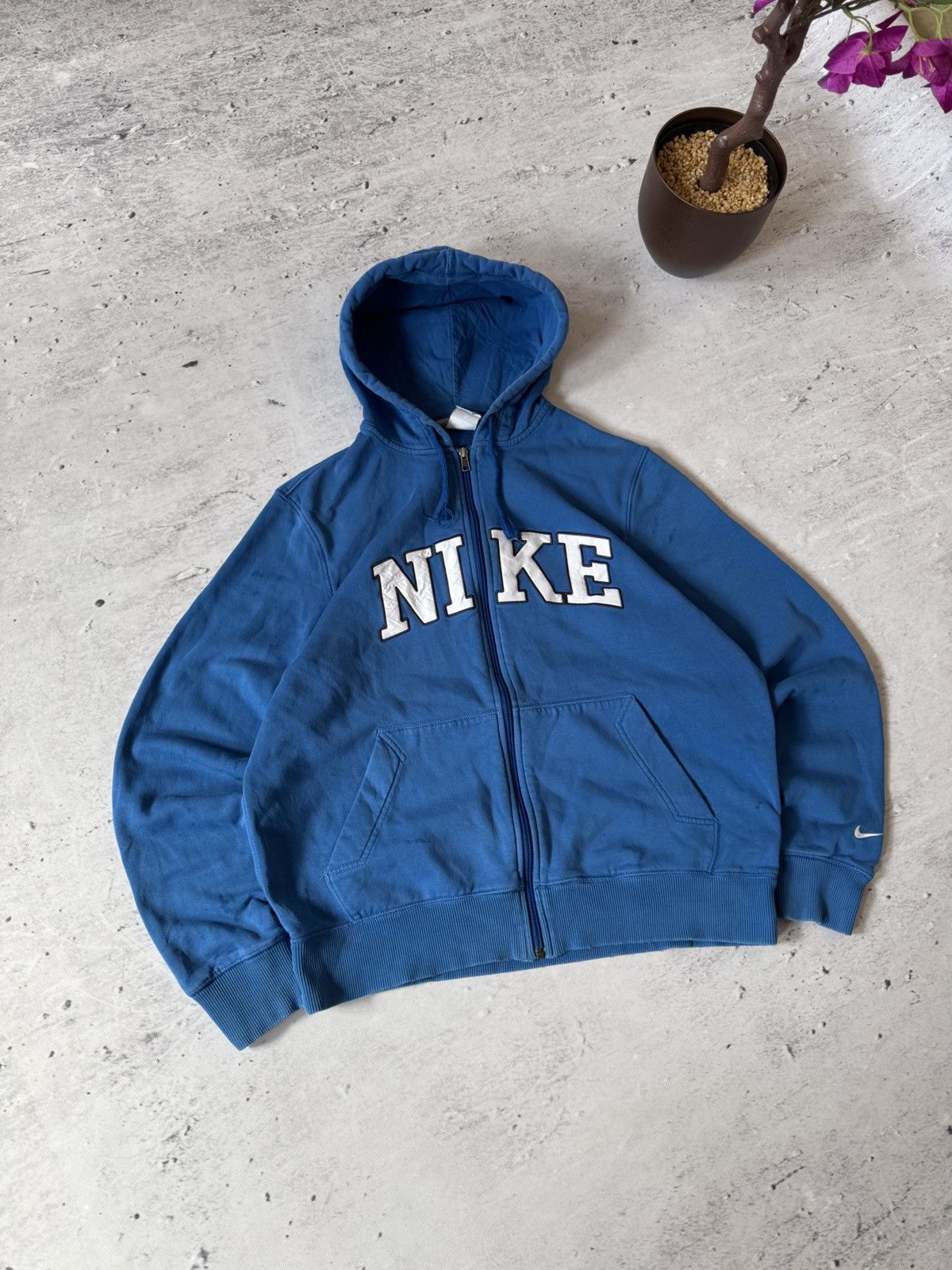 Nike × Vintage NIKE VINTAGE 00s y2k OVERSIZE BAGGY ZIP HOODIE CENTER LOGO Size US L / EU 52-54 / 3 - 1 Thumbnail