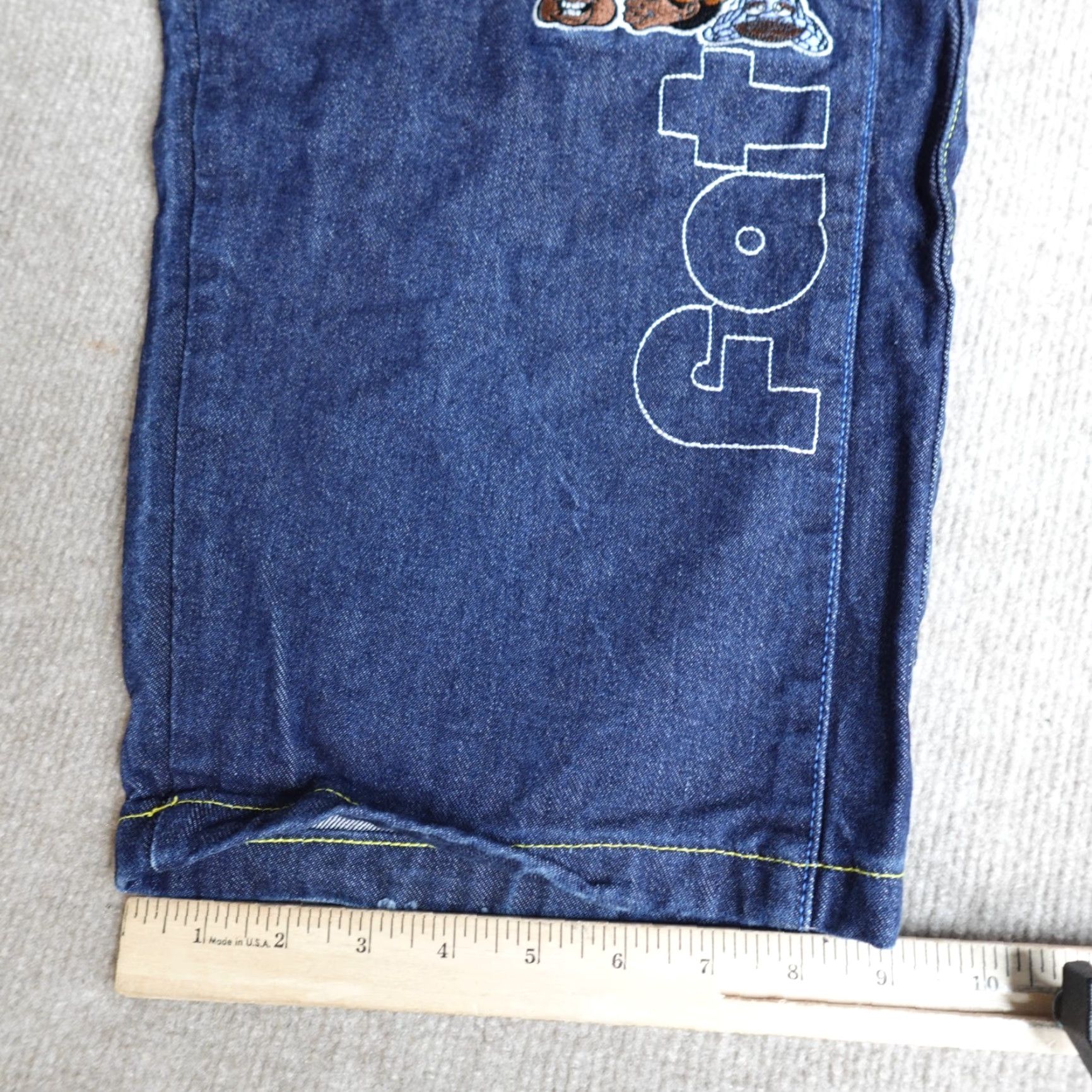 Fubu VINTAGE FUBU Jeans 38 x 31 Blue Wide-Leg Embroidered Fat Albert Motif Men Jeans Mens Wide Leg Cotton Denim - 38x31 Size US 38 / EU 54 - 4 Thumbnail