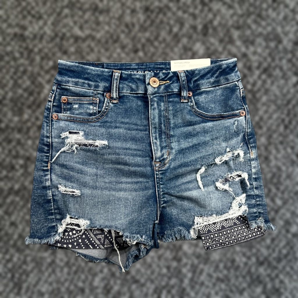 American Eagle Outfitters American Eagle Shorts Women's 4 Curvy Hi Rise Shortie Blue Denim Jorts Raw Hem Size 27" / US 4 / IT 40 - 1 Thumbnail